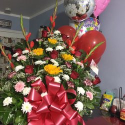 Gloria's Flower Shop - Siempre excelente trabajo thanks Enrique