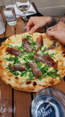 Lola's Garden by null