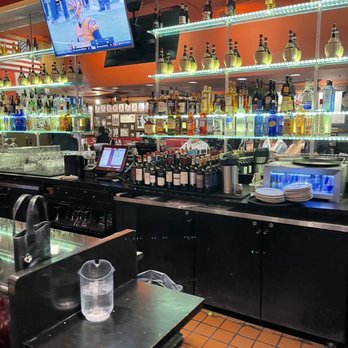 Buca di Beppo Italian Restaurant - Bar - Italian Near Me - Universal City, California Buca di Beppo Italian Restaurant - Bar - Italian Near Me - Universal City, California