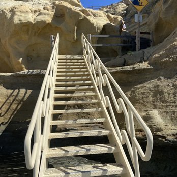 Torrey Pines State Reserve - Stairs to the beach - Parks Near Me - La Jolla, California Torrey Pines State Reserve - Stairs to the beach - Parks Near Me - La Jolla, California