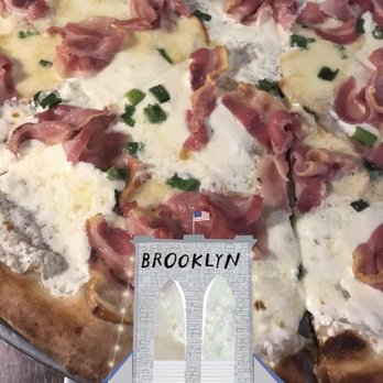 Juliana's - This is the #1. My all time favorite pie, highly recommended. - Pizza Near Me - Brooklyn, New York