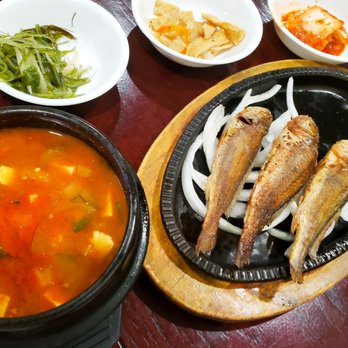 Bap Do Duk - Crab, fish (there's 4 not 3, just ate one) and bean paste stew combo - Korean Near Me - Palisades Park, New Jersey Bap Do Duk - Crab, fish (there's 4 not 3, just ate one) and bean paste stew combo - Korean Near Me - Palisades Park, New Jersey