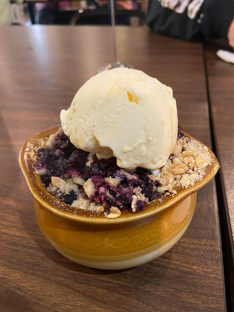 GOOD NEIGHBOR CRAFT HOUSE Updated September 2024 16 Photos 9650 Renovo Rd, North Bend