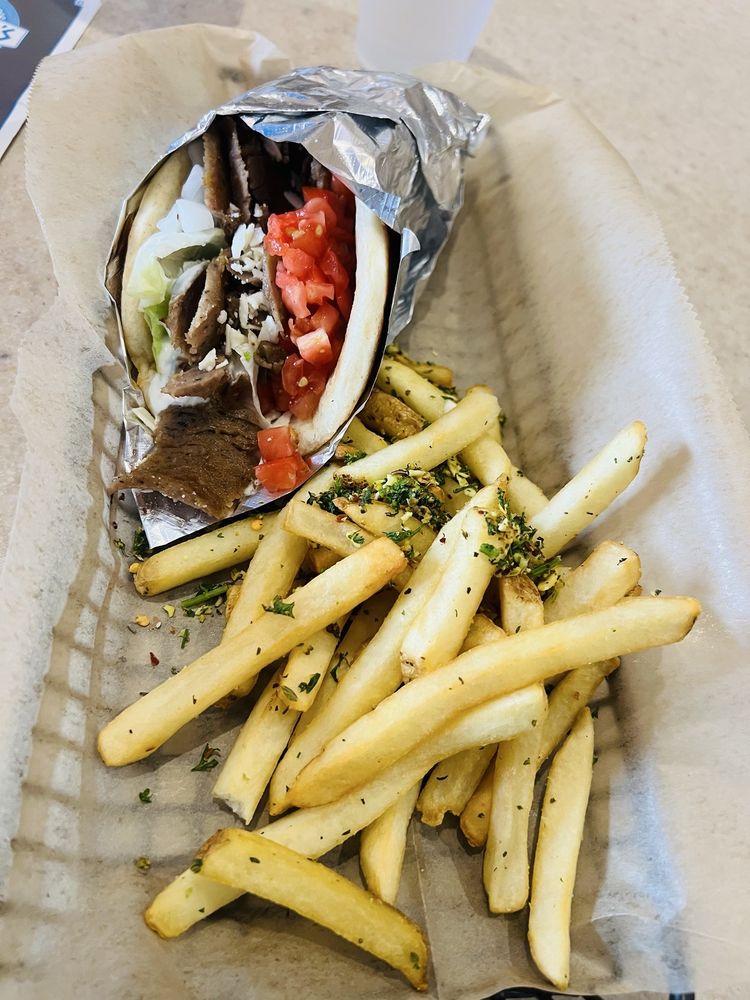 Food from Papouli's Mediterranean Cafe and Market