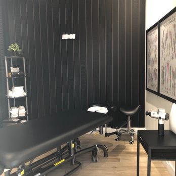 Parkside Therapy - Treatment Rooms - Massage Therapy Near Me - Mississauga, Ontario