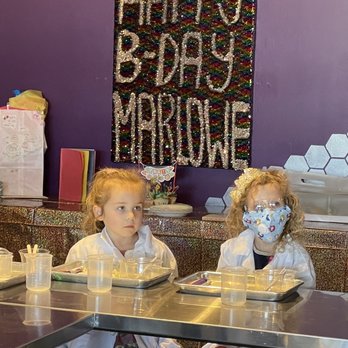 The Scholar Ship - Making slime! - Summer Camps Near Me - Austin, Texas