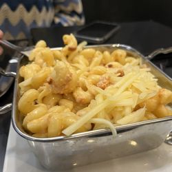 SpeakEasy Bar & Grill - Portuguese Mac & cheese