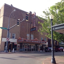 Centralia Fox Theatre - Outside the theatre