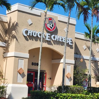 Chuck E. Cheese - Front of the building - Pizza Near Me - Sunrise, Florida Chuck E. Cheese - Front of the building - Pizza Near Me - Sunrise, Florida