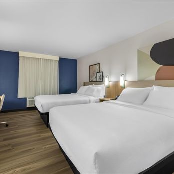 Spark by Hilton Hamburg - Guest room - Hotels Near Me - Hamburg, New York Spark by Hilton Hamburg - Guest room - Hotels Near Me - Hamburg, New York