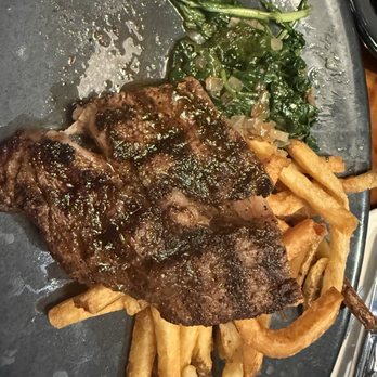 Burtons Grill & Bar - Ribeye Steak - New American Near Me - Alexandria, Virginia Burtons Grill & Bar - Ribeye Steak - New American Near Me - Alexandria, Virginia