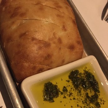 Bonefish Grill - Bread and oil - Seafood Near Me - Upper Saint Clair, Pennsylvania