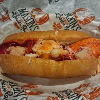 Mason’s Famous Lobster Rolls - Connecticut Lobster Roll - Seafood Near Me - Ridgewood, New Jersey