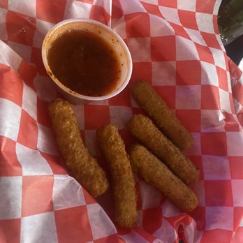 Bird's Nest - Victory Sticks - Chicken Wings Near Me - Chicago, Illinois