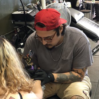 High Contrast Art Studio - Piercing Near Me - Houston, Texas
