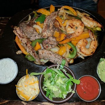 Carlos & Pepe's - Mexican Near Me - Laval, Quebec