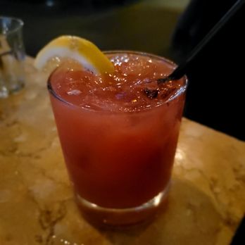 Mua - Strawberry  Lemonade Ginger - Bars Near Me - Oakland, California