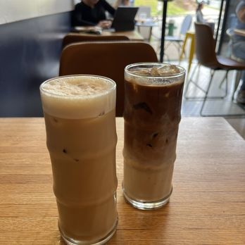 Paper Plane Coffee - Butterbroo (left) and Mayan Latte (right) - Coffee Roasteries Near Me - Montclair, New Jersey Paper Plane Coffee - Butterbroo (left) and Mayan Latte (right) - Coffee Roasteries Near Me - Montclair, New Jersey