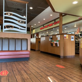 Denny's - the inside of a restaurant - Diners Near Me - Santa Barbara, California Denny's - the inside of a restaurant - Diners Near Me - Santa Barbara, California