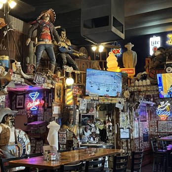 The Hitching Post - the interior of a bar - Pizza Near Me - Apache Junction, Arizona The Hitching Post - the interior of a bar - Pizza Near Me - Apache Junction, Arizona