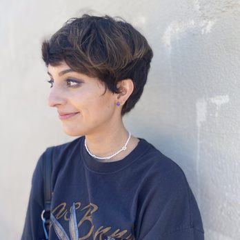 Headbetter - Women's Haircut With Styling - Hair Salons Near Me - Encino, California