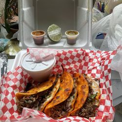 Taqueria La Herradura - Quesatacos