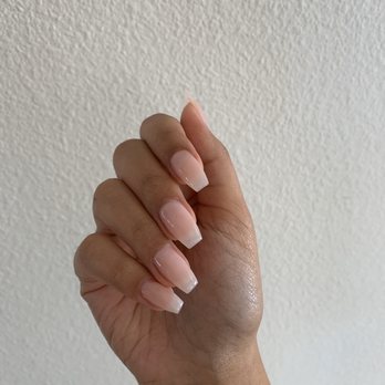 Divas Nails Spa - Fill by Linh - Nail Salons Near Me - Highland, California
