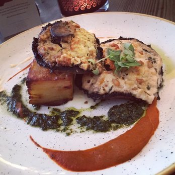 Food For Friends - Stuffed mushroom with potato gratin - Vegetarian Near Me - Brighton, BNH Food For Friends - Stuffed mushroom with potato gratin - Vegetarian Near Me - Brighton, BNH