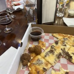 Levi Garrison & Sons Brewing Company - "French" pizza - horse radish- prime rib etc....delicious