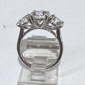Newark Jewelry Center - Jewelry Near Me - Newark, California Newark Jewelry Center - Jewelry Near Me - Newark, California