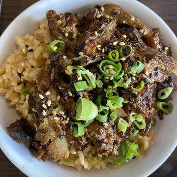 Noods Ramen Bar - Chashu Garlic Fried Rice - Ramen Near Me - Honolulu, Hawaii Noods Ramen Bar - Chashu Garlic Fried Rice - Ramen Near Me - Honolulu, Hawaii