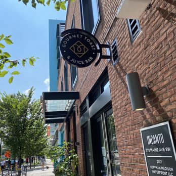 Toastique - Juice Bars & Smoothies Near Me - Washington, DC, District of Columbia