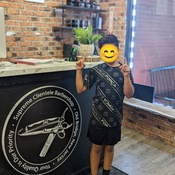 Supreme Clientele Barbershop - Great hair cut by Rey!!