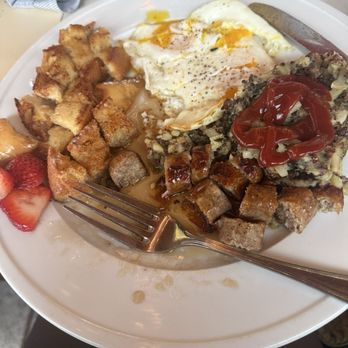 801 Restaurant & Bar - The Breakfast Slam - Bars Near Me - Washington, DC, District of Columbia 801 Restaurant & Bar - The Breakfast Slam - Bars Near Me - Washington, DC, District of Columbia