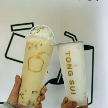 Tong Sui - Osmanthus Oolong with coconut cloud and jelly (left, $6.95) and coconut ice bomb (right, $7.95) - Desserts Near Me - Milpitas, California Tong Sui - Osmanthus Oolong with coconut cloud and jelly (left, $6.95) and coconut ice bomb (right, $7.95) - Desserts Near Me - Milpitas, California