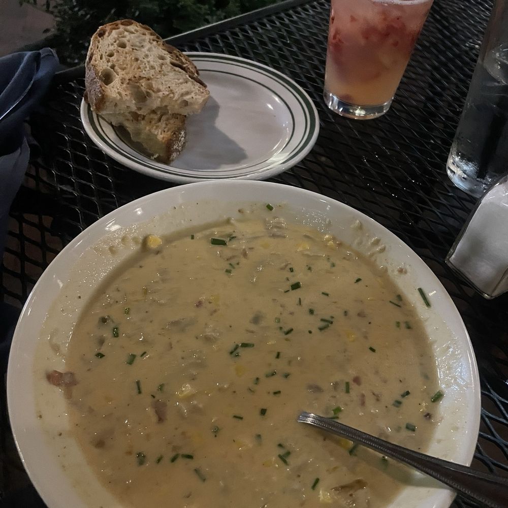 Ted's Bulletin Reston - Breakfast & Brunch Near Me - Reston, Virginia Ted's Bulletin Reston - Breakfast & Brunch Near Me - Reston, Virginia