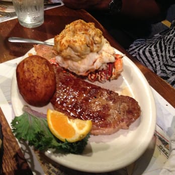 Edgewater Restaurant - Surf & Turf - New American Near Me - Edgewater, Maryland