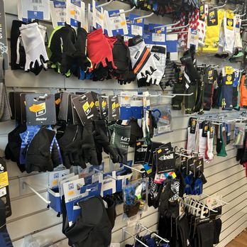 Cento Cycling - Sports Wear Near Me - Portland, Oregon Cento Cycling - Sports Wear Near Me - Portland, Oregon