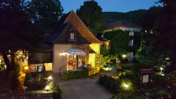Hôtel Le Moulin de la Beune - Restaurant Au Vieux Moulin by null