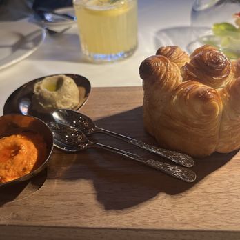 Pisces - Bread service - Mediterranean Near Me - Las Vegas, Nevada