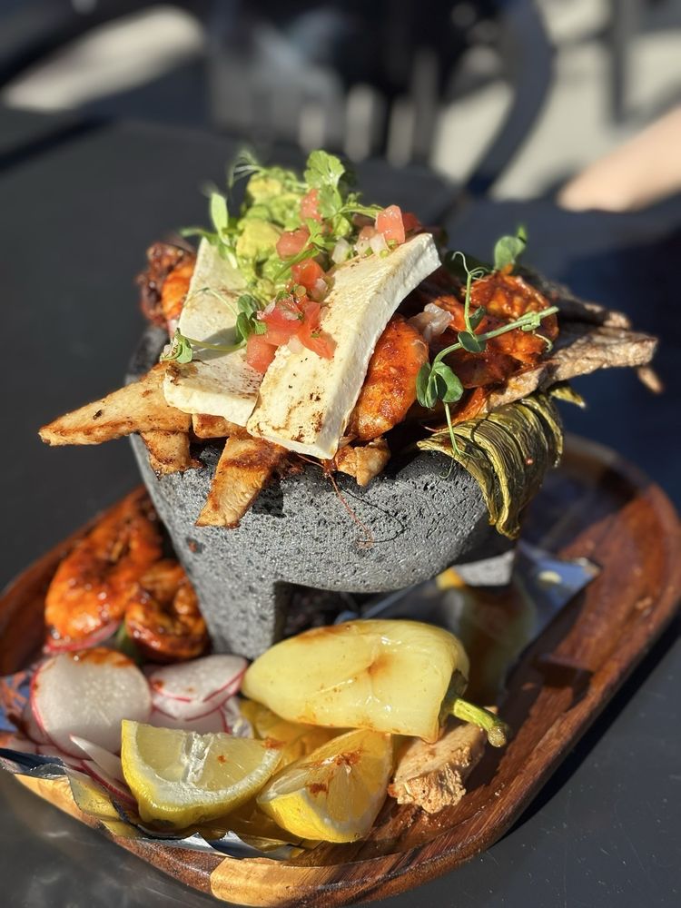 Chingadazos Taqueria and bar