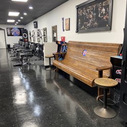 Fade Cave Barbershop - Barbershop