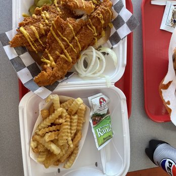 400 Degrees Hot Chicken - 100 degree catfish, crinkle fries - Chicken Wings Near Me - Nashville, Tennessee 400 Degrees Hot Chicken - 100 degree catfish, crinkle fries - Chicken Wings Near Me - Nashville, Tennessee