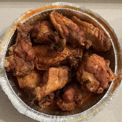 Slice Pizzeria - 10 Hot Wings