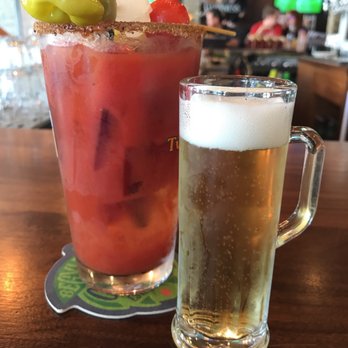 Rocks Lakeview - Sports Bars Near Me - Chicago, Illinois Rocks Lakeview - Sports Bars Near Me - Chicago, Illinois
