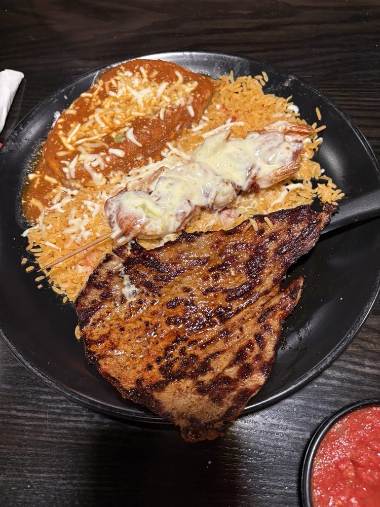 Social spots from Habaneros