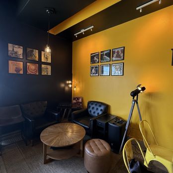 Hop Cafe - Cozy corner for sipping your drinks - Coffee & Tea Near Me - Arcadia, California