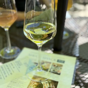 Shuck Shack - Great Wine - American Near Me - Avila Beach, California