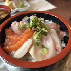 Chirashi Don