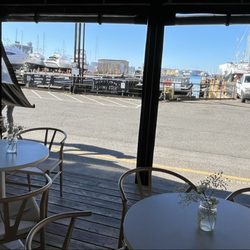 Aloe Natural - Patio looking out on harbor